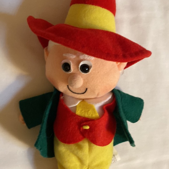 Ernie the Keebler Elf - Picture 2 of 4
